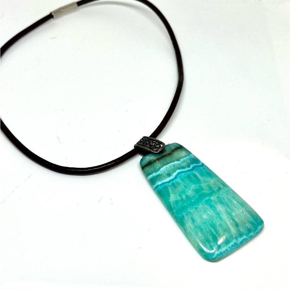 Gemstone (Amazonite) pendant